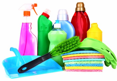 Professional cleaning team in Roehampton preparing a workplace space